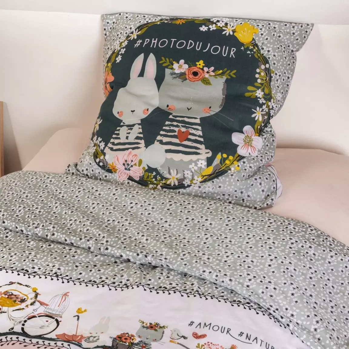 Housse de couette et deux taies enfant coton (240 x 220 cm) Jardinage Multicolore