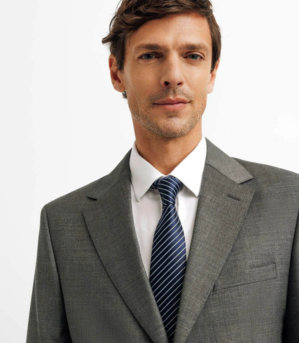 Costume 100% en laine gris