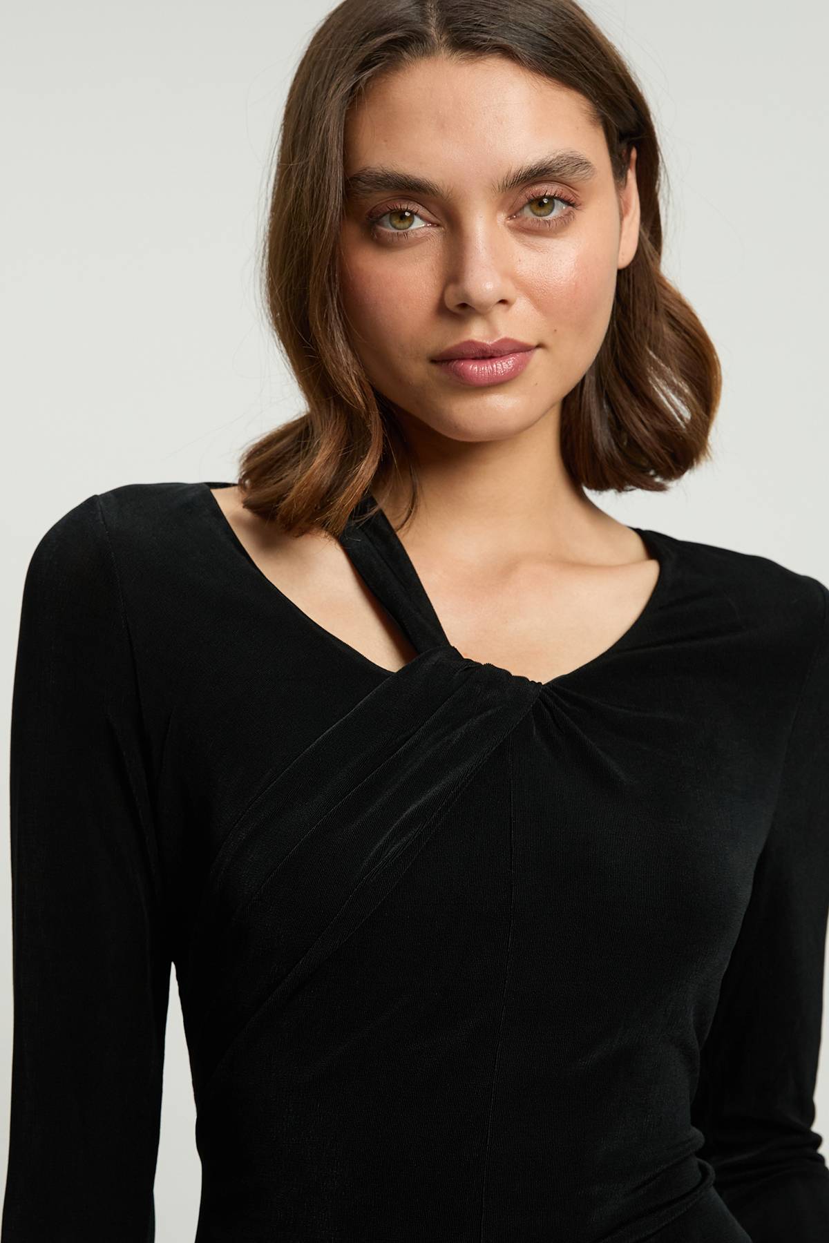 KarenMillen Haut À Manches Longues En Crêpe Fluide Avec Détail Torsadé