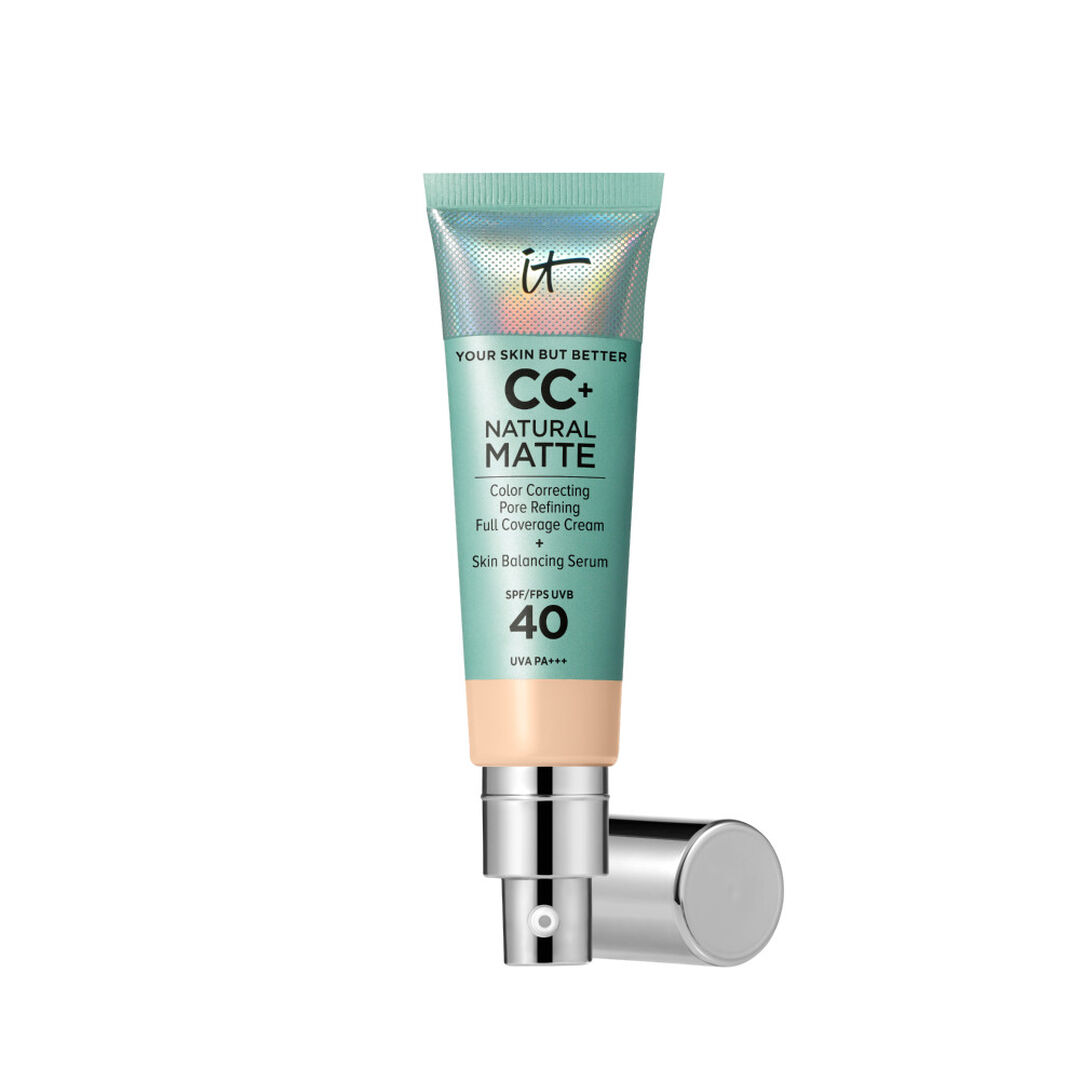 IT COSMETICS Your Skin But Better CC+ Natural Matte SPF40