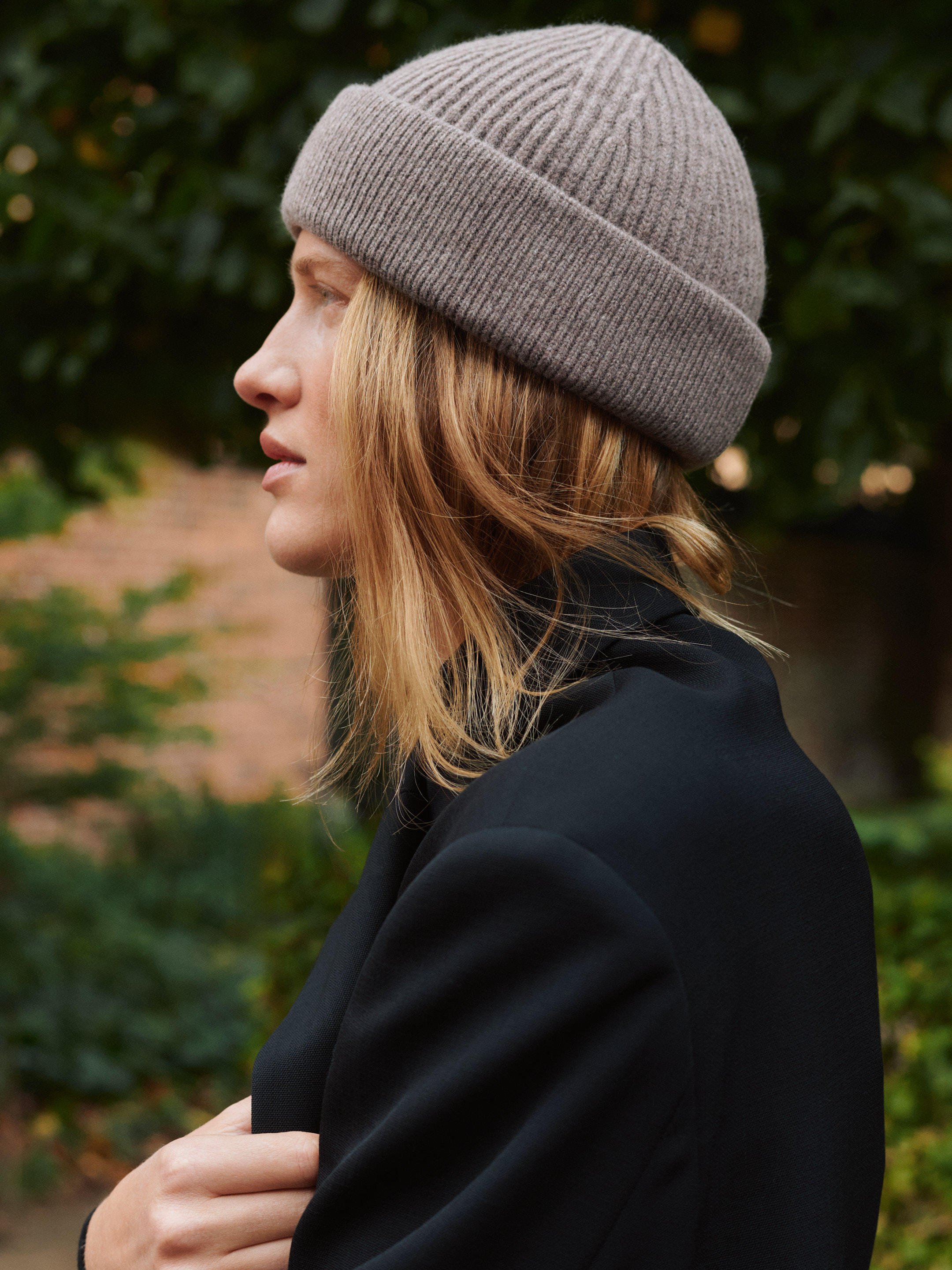 Beanie in lamswol in Donker marineblauw