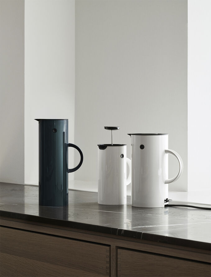 Stelton EM77 termokande 1 l, black Black