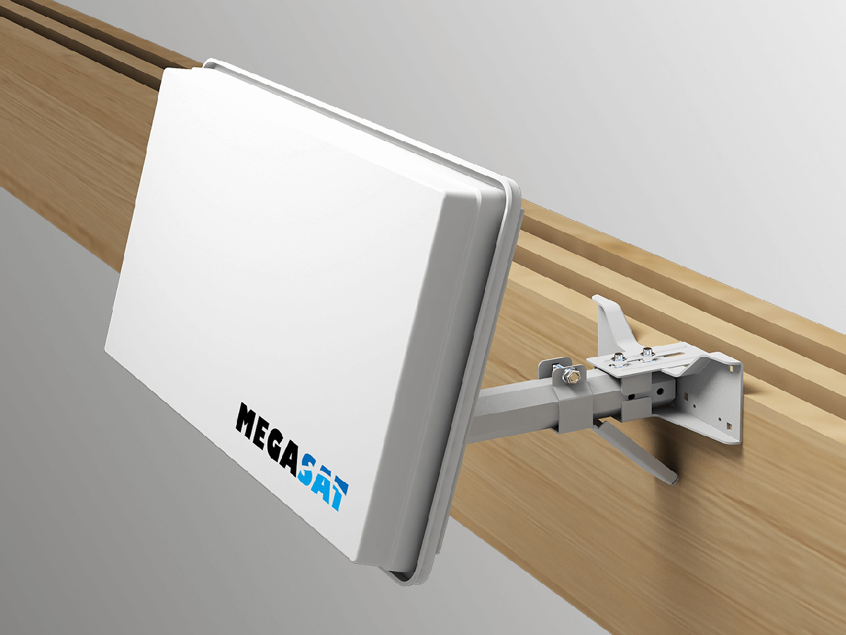 Megasat D4 vlakantenne - 4 coaxkabels