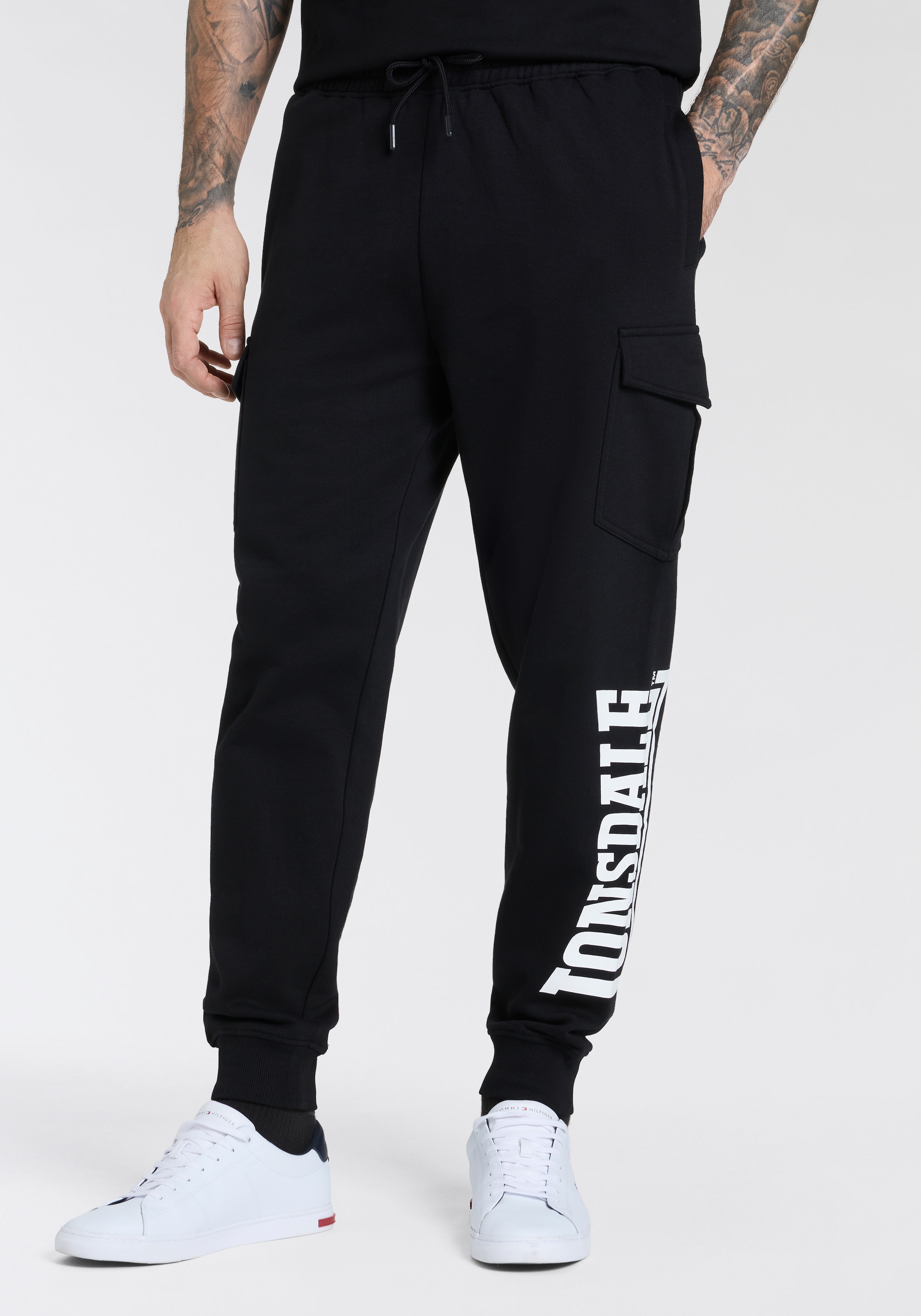 Lonsdale Jogginghose »BLEASBY«  mit Cargotaschen