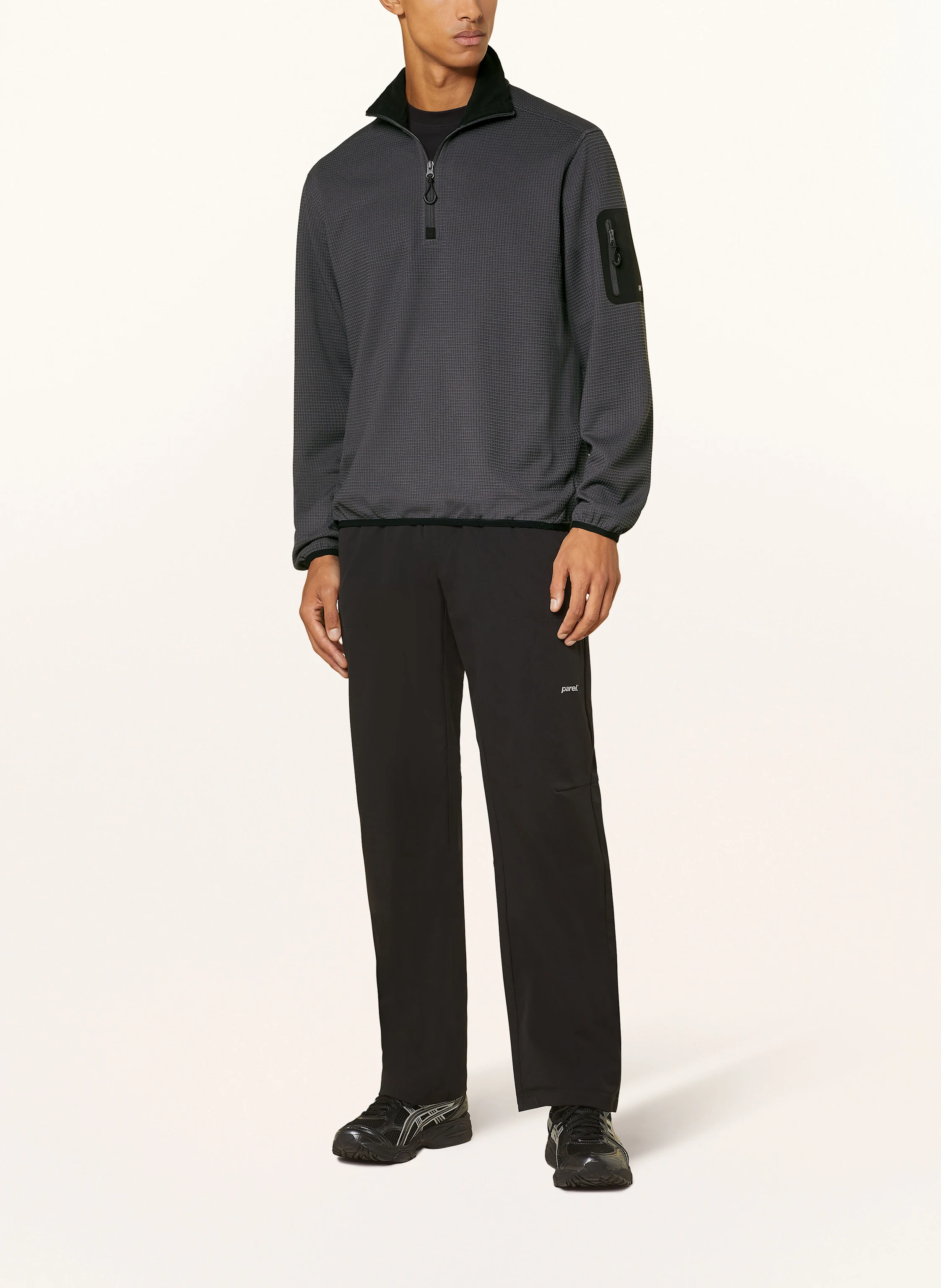 parel. Sweatshirt TOBA
