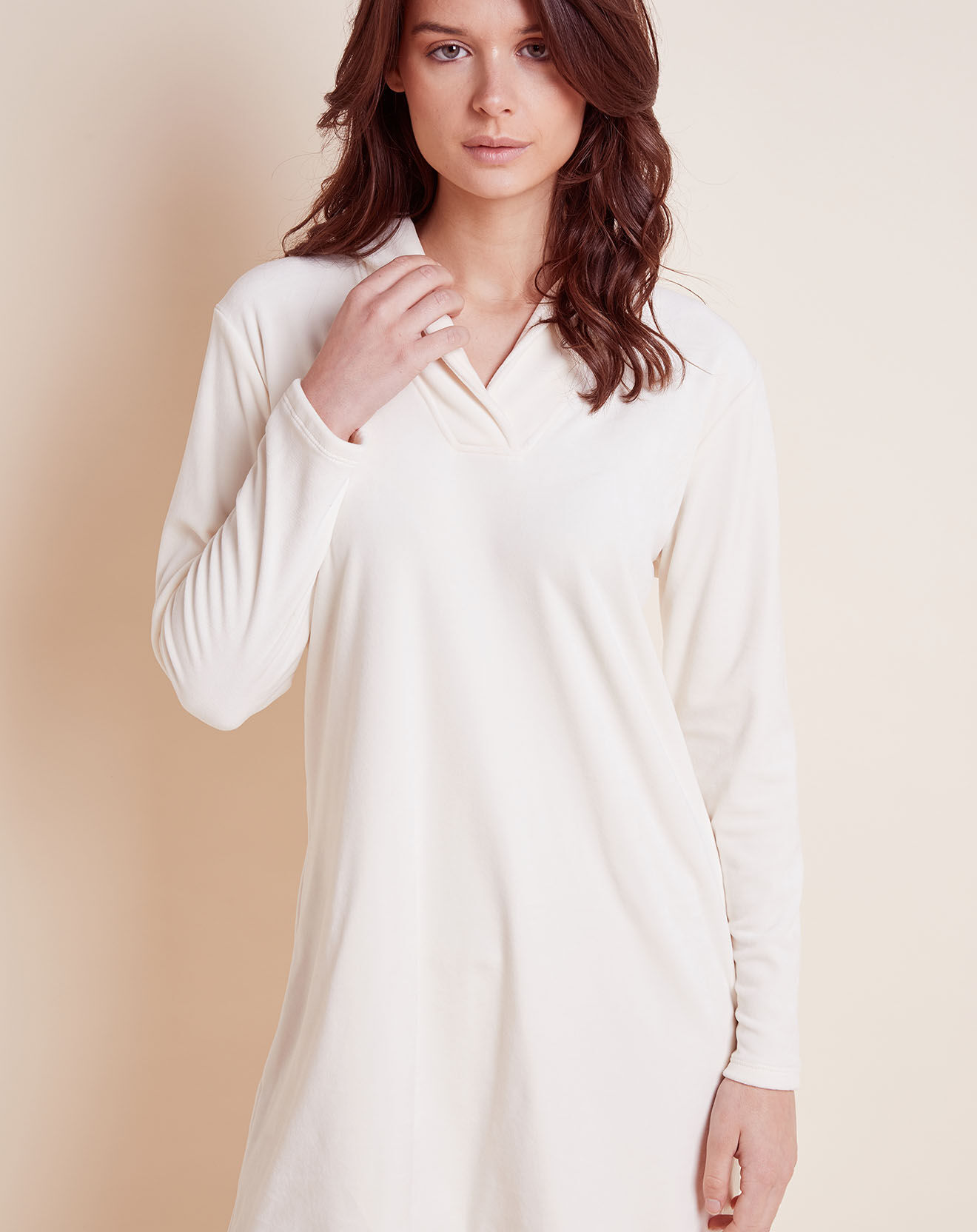Le Chat Chemise de nuit en Velours Paola écrue
