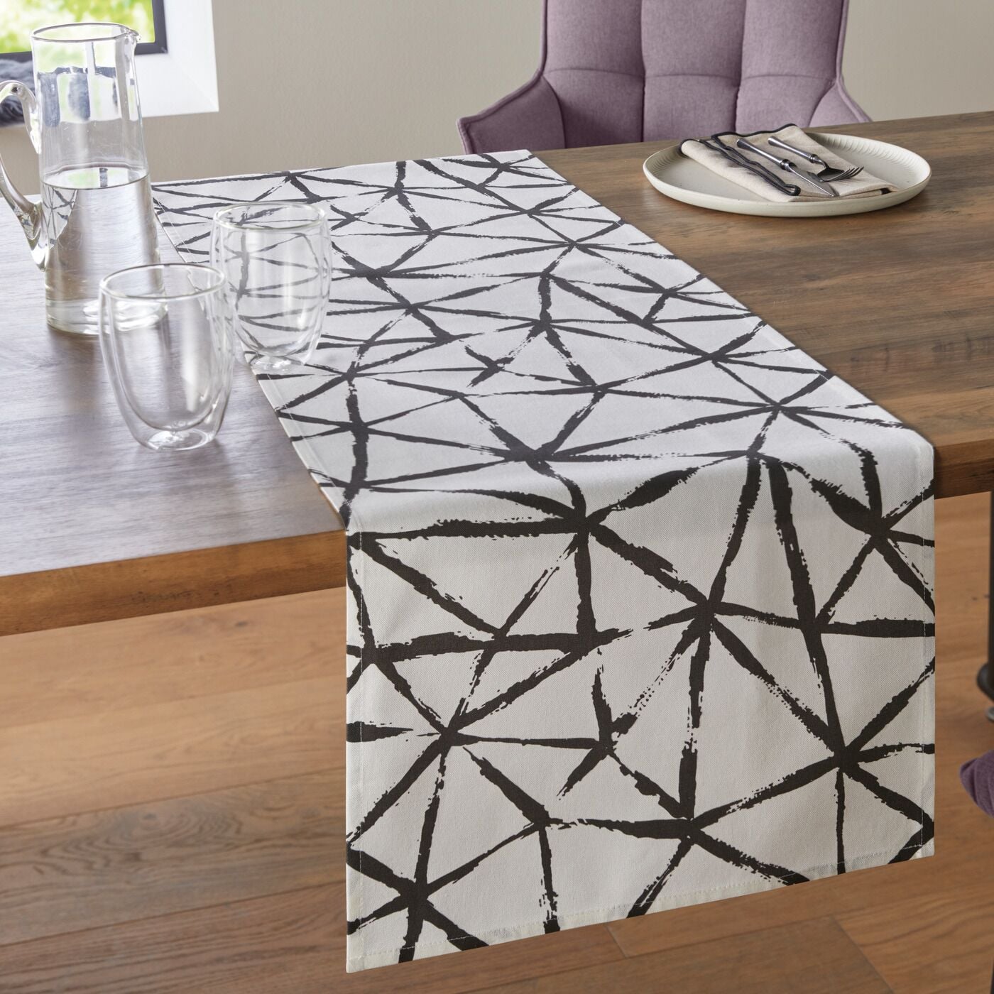 Angela BrudererTischläufer 40 x140 cm «Graphic»
