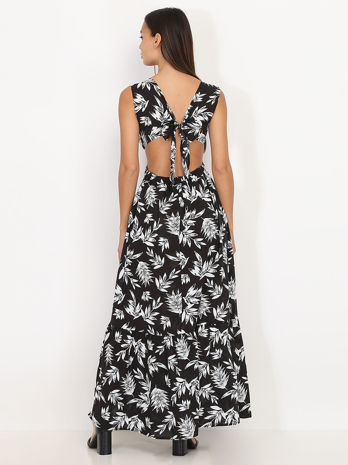 Robe cut out à imprimé feuilles- Noir
