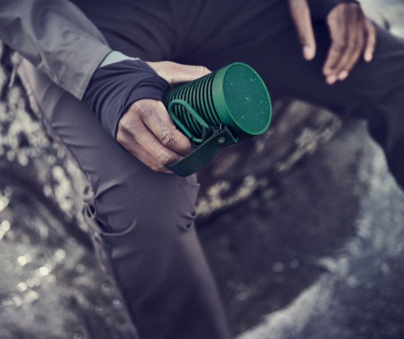Bang & Olufsen - Beosound Explore - Bluetooth Speaker - Groen - Draagbaar - Waterproof
