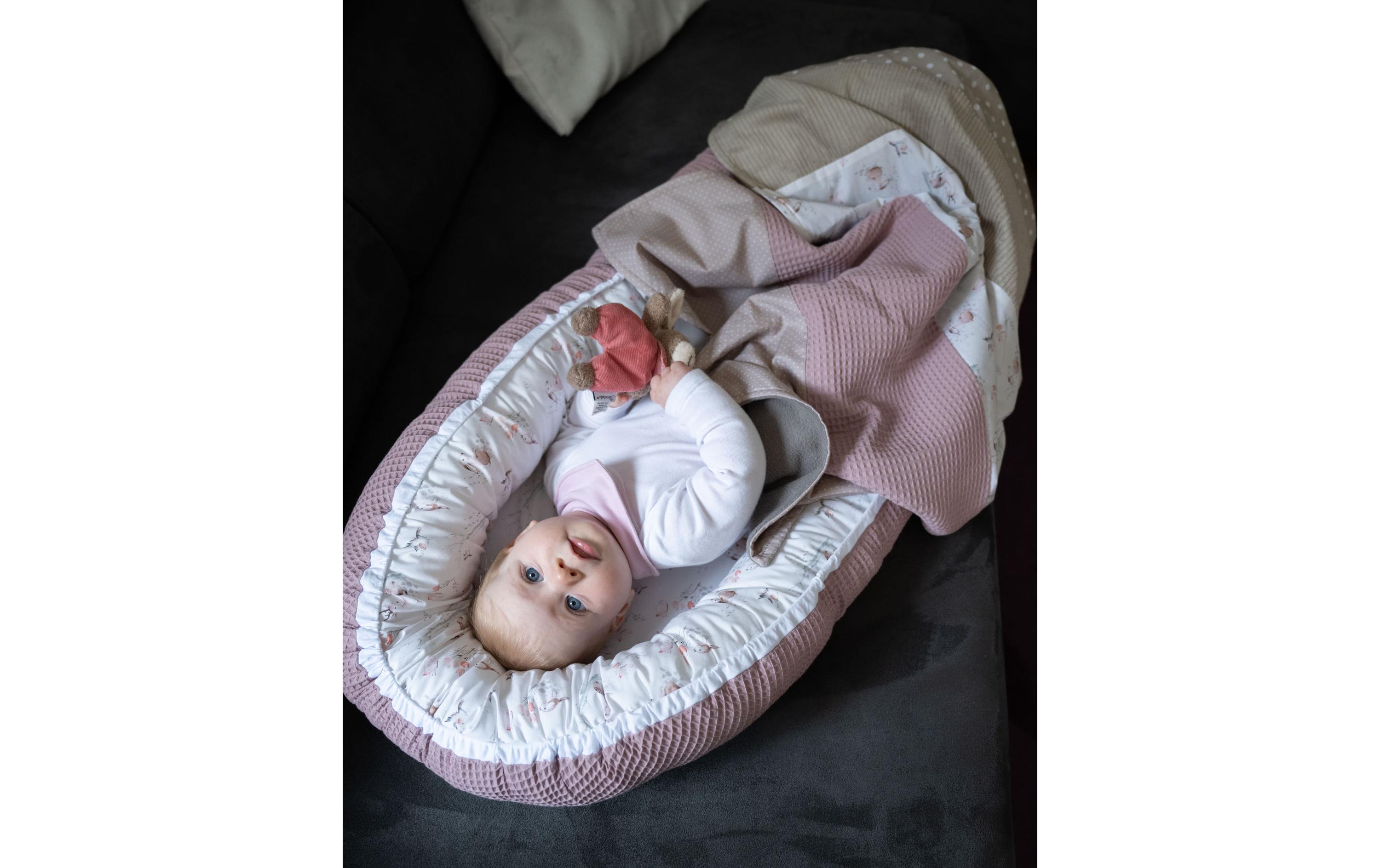Babynest Märchenwald 55 x 95 cmKuschelnest für Schutz und Geborgenheit