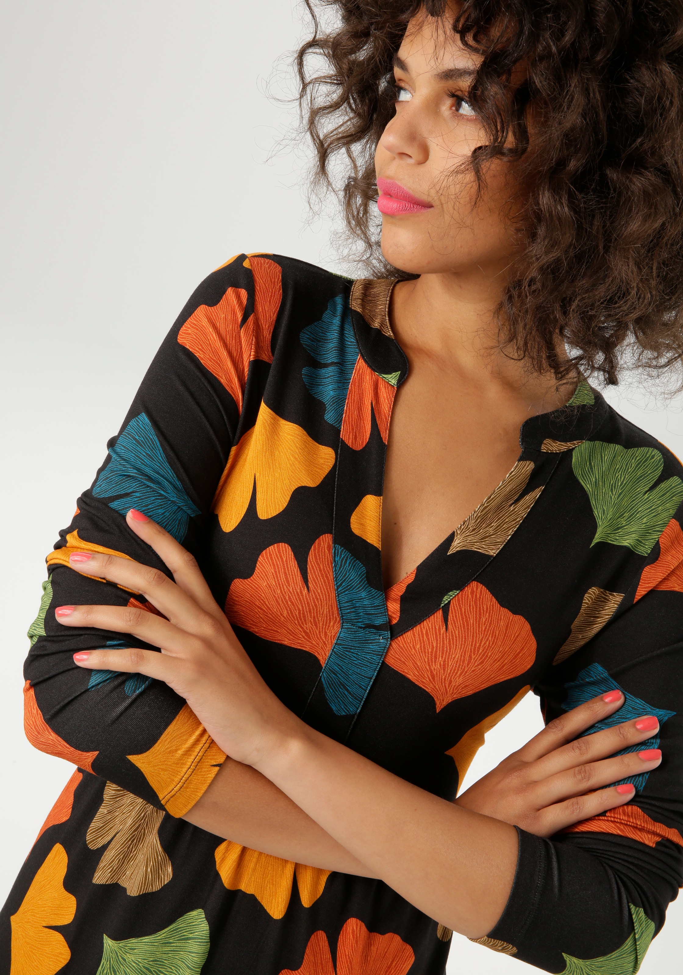 Aniston CASUAL Jerseykleid mit bunten Blättern bedruckt - jedes Teil ein Unikat - NEUE KOLLEKTION