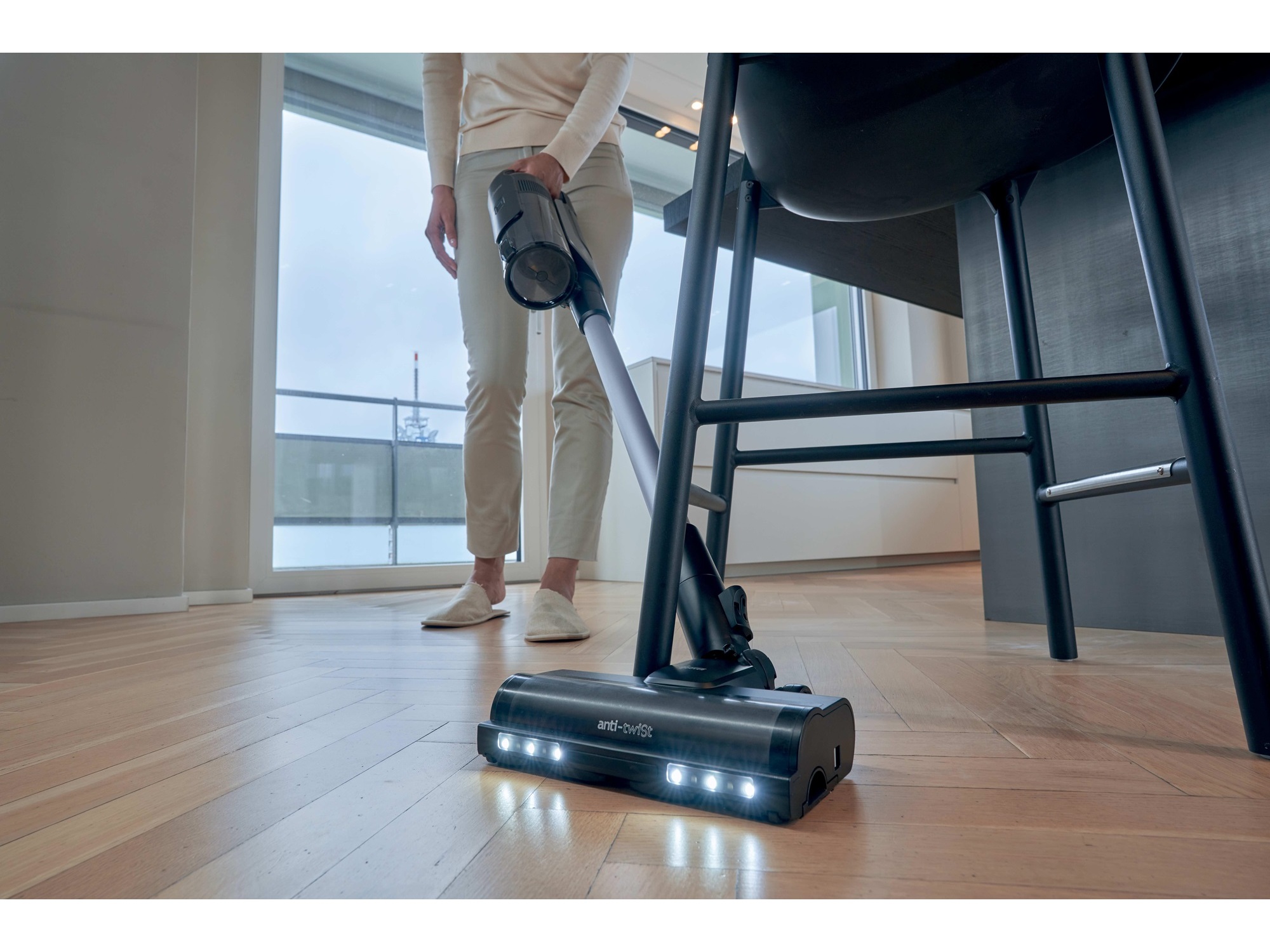 ASPIRADOR VERTICAL HOOVER HF610H 011 HF6 HOME ALL FLOOR