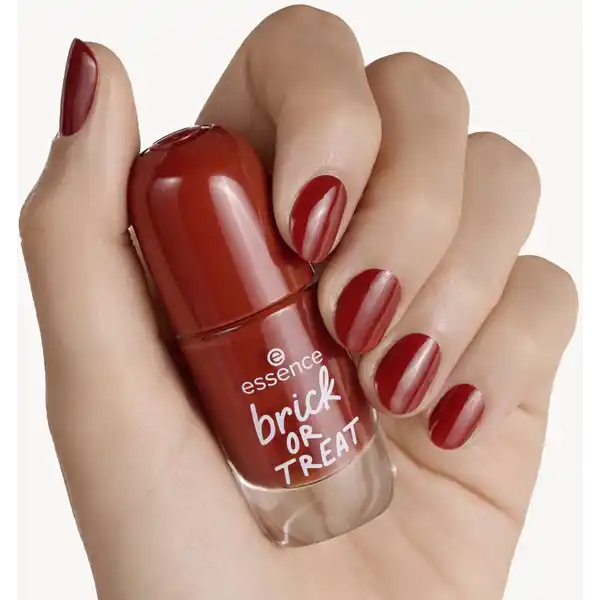 Gel nail colour 59 brick or Treat