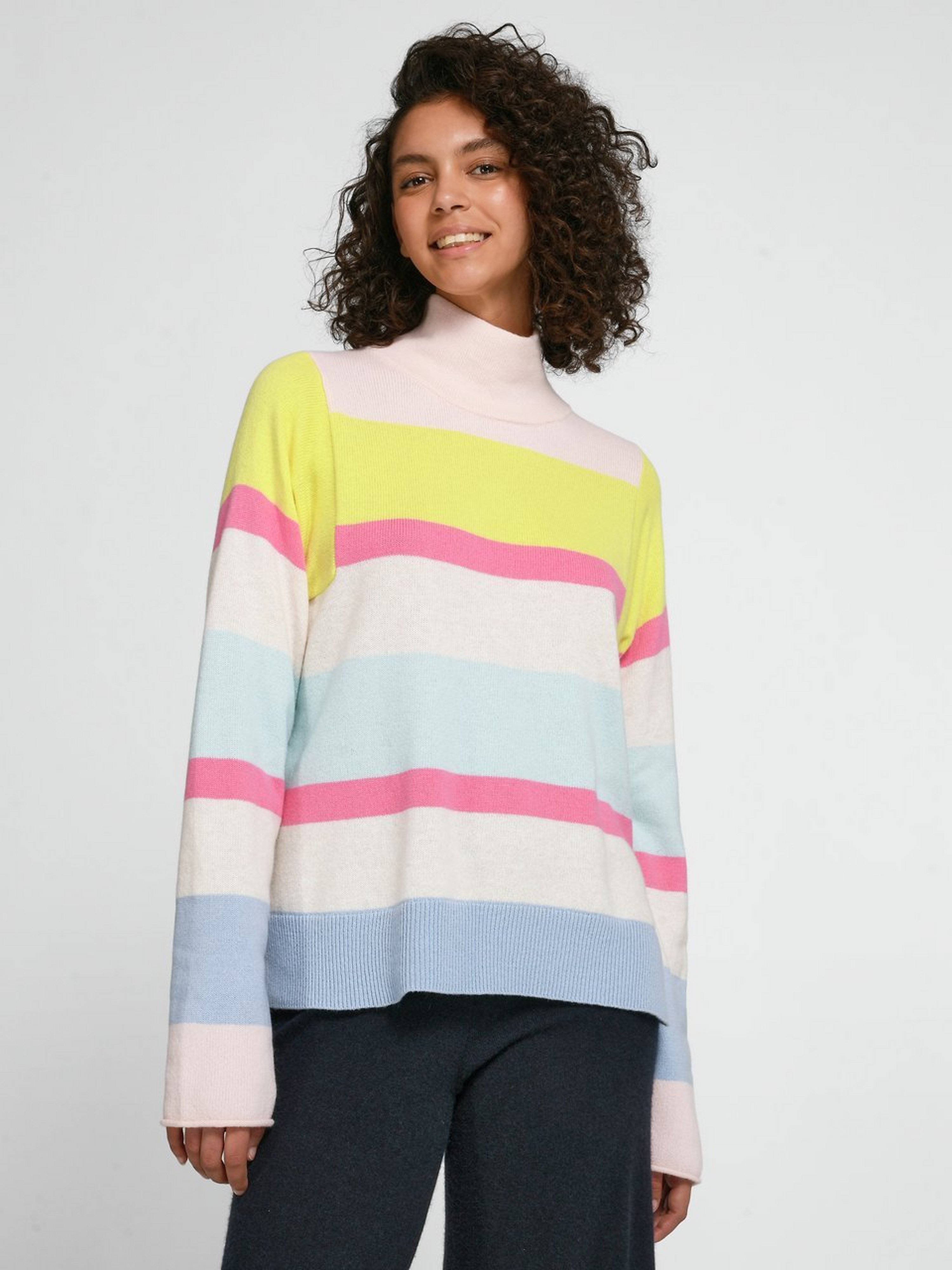 Pullover mit Stehbund