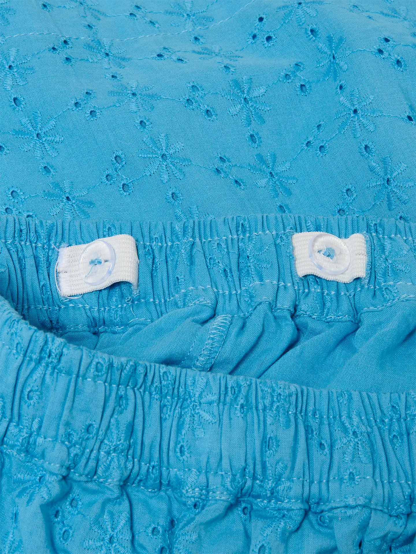 Margot Life Embroidery Shorts Woven