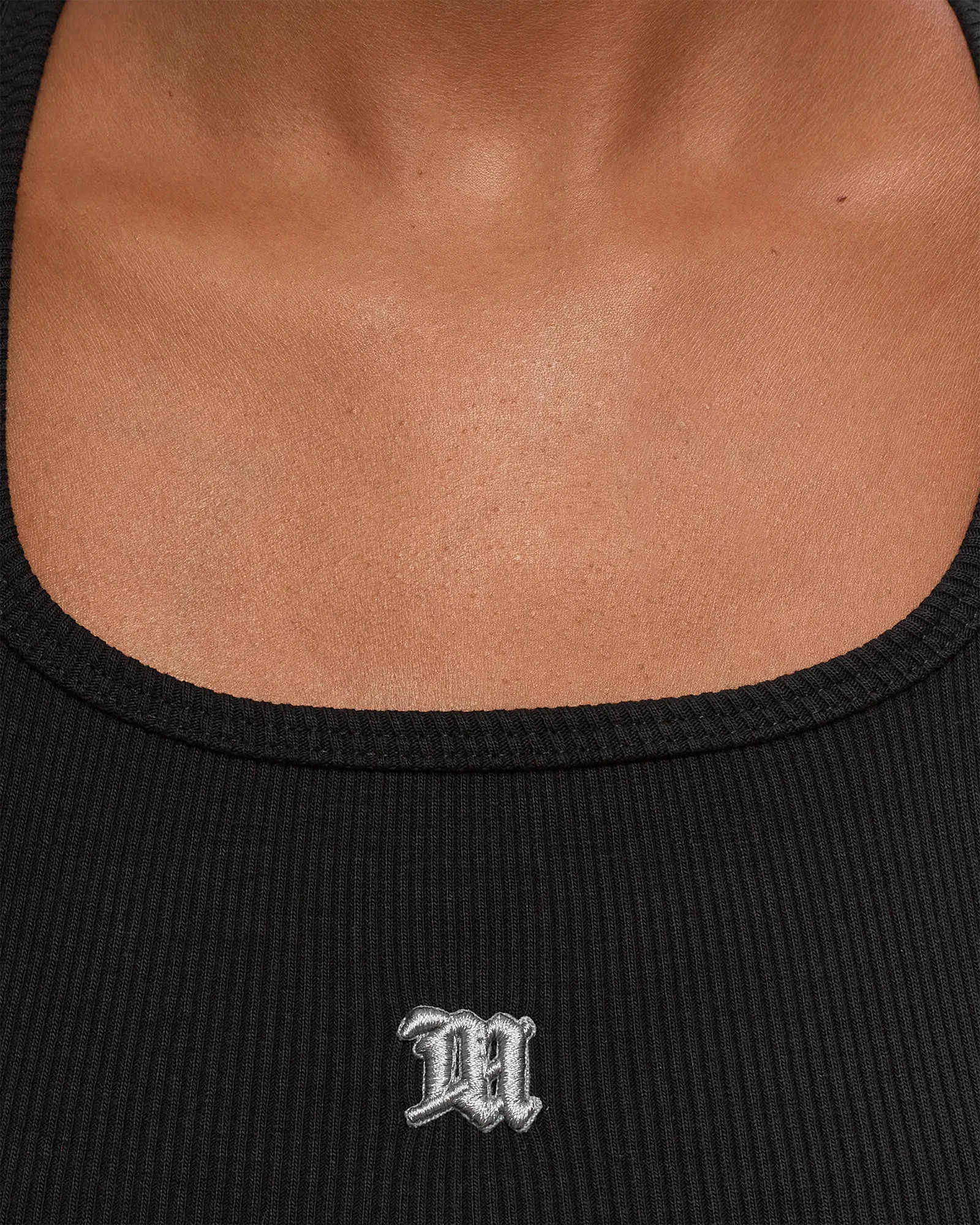 MISBHV CROPPED M TANK TOP