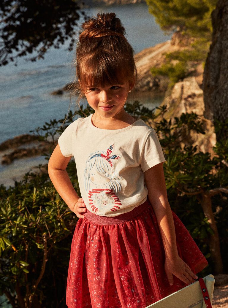 T-shirt rose avec fillette