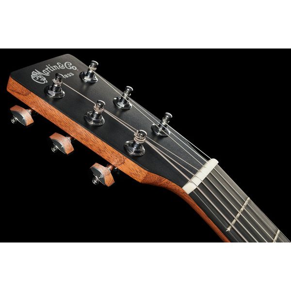 Martin Guitar Djr-10E-2, Sitka, Sapele