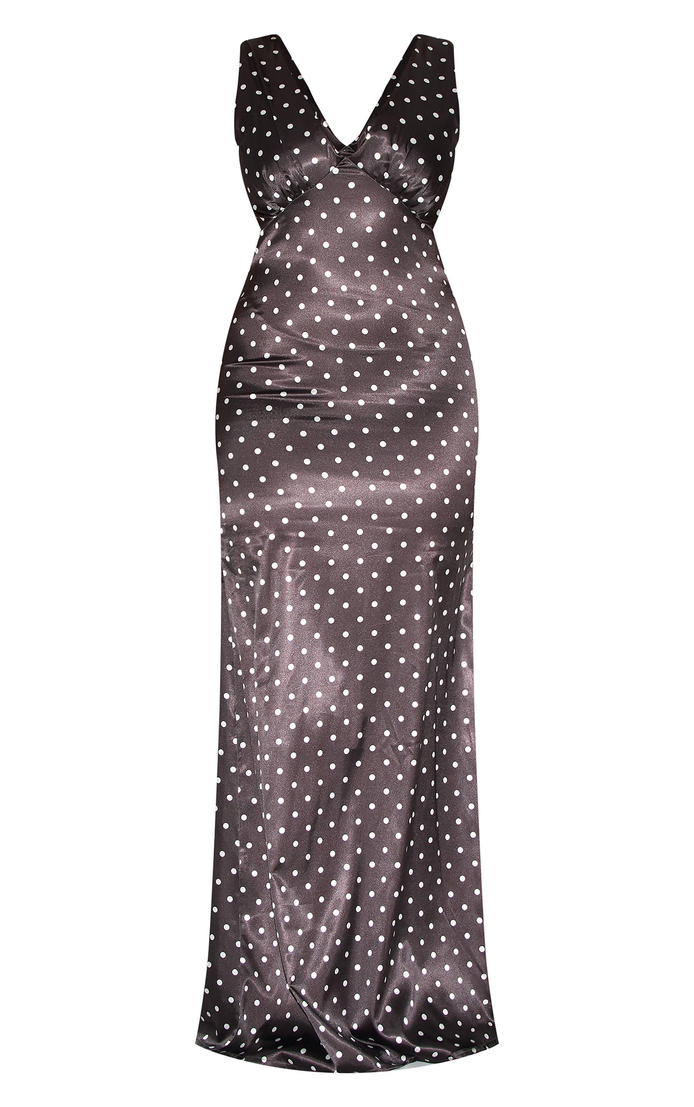 Chocolat Robe Longue Shape À Pois En Satin Avec Décolleté Plongeant