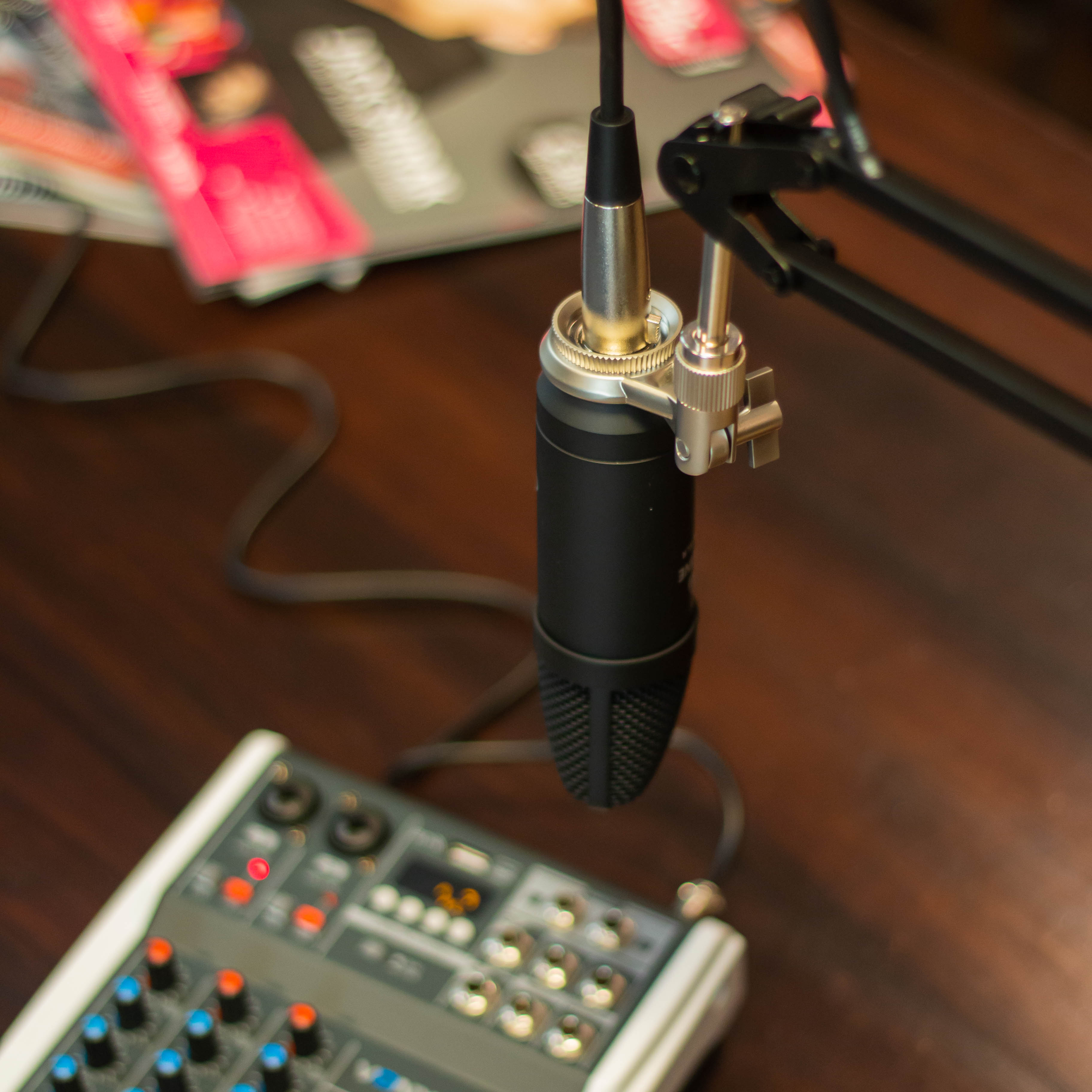 Devine M-Mic Podcast Set Plus studiomicrofoon met USB-Mixer