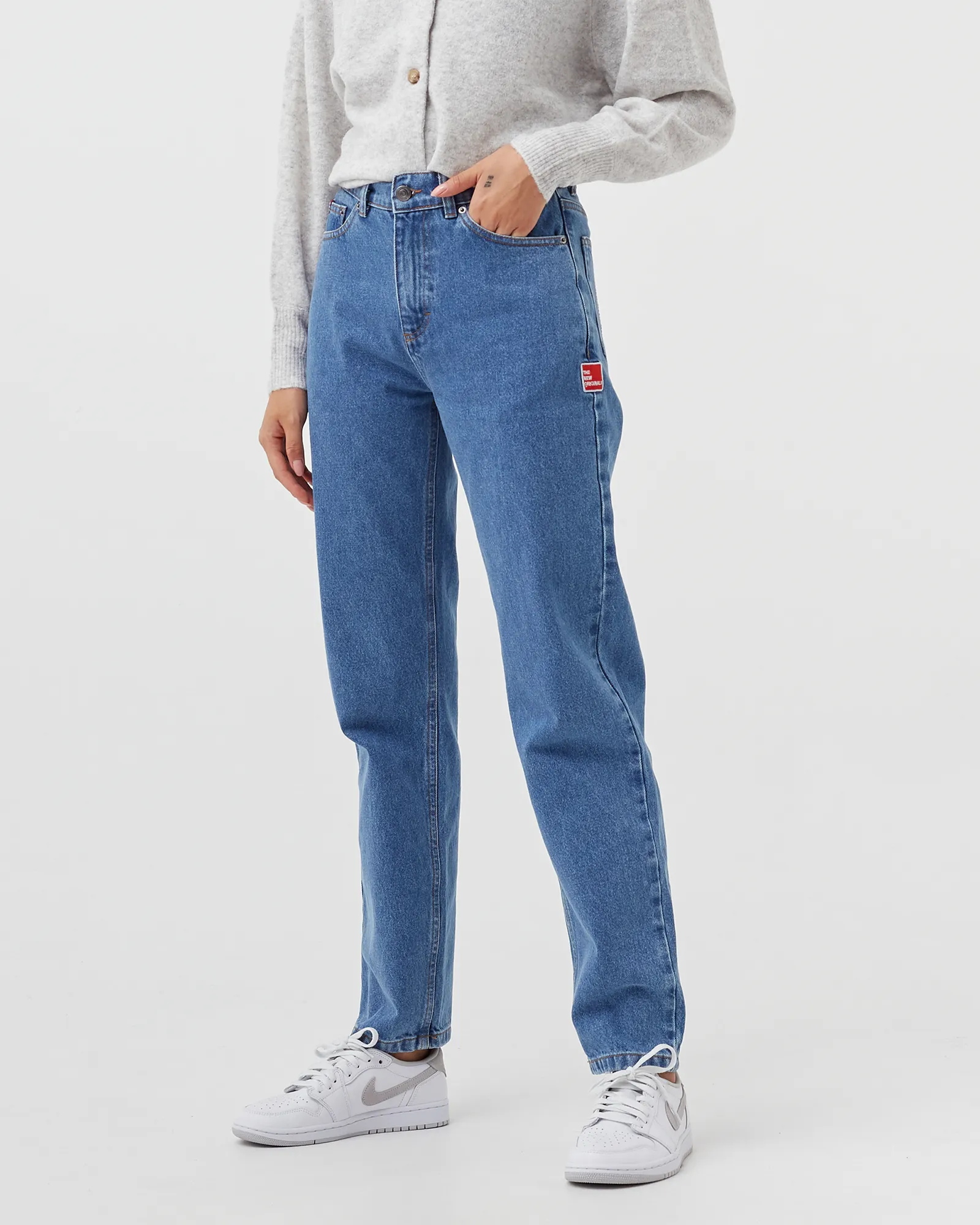The New Originals WMNS 9-Dots Jeans (slightly tapered)