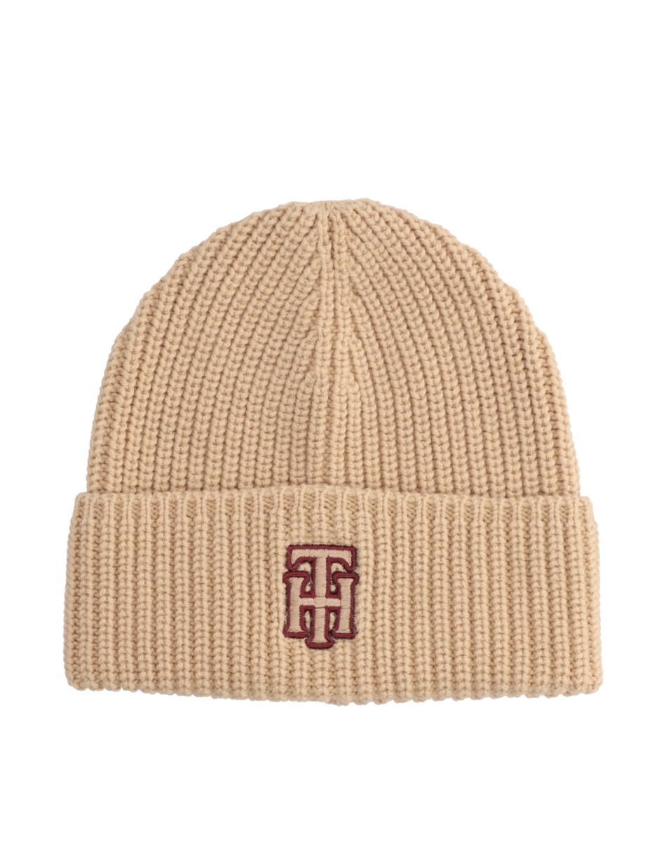 FEMININE PREP BEANIE