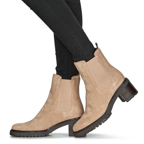 Tommy Hilfiger - Outdoor Chelsea Mid Heel Boot Beige