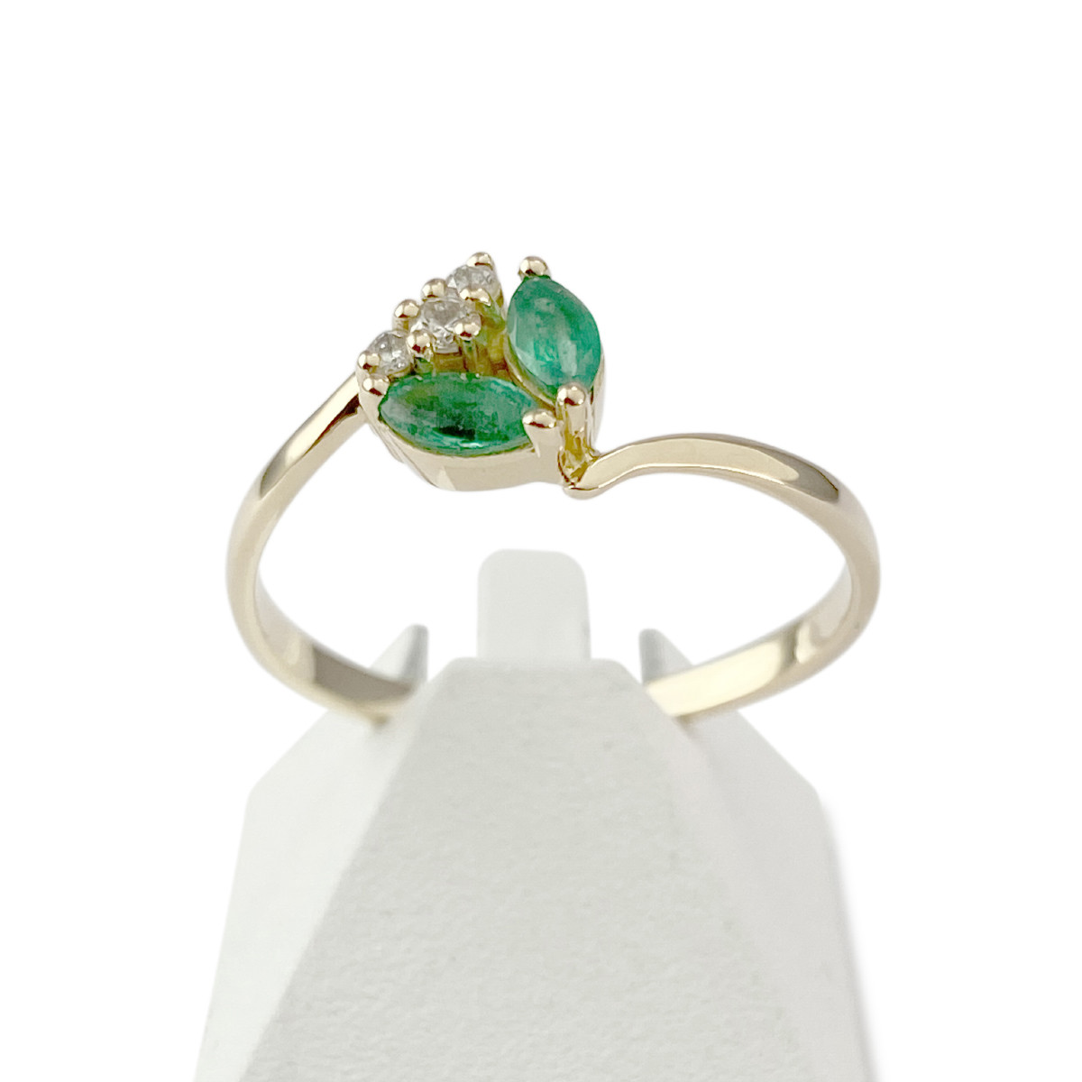 Bague d'occasion or 750 jaune émeraudes diamants
