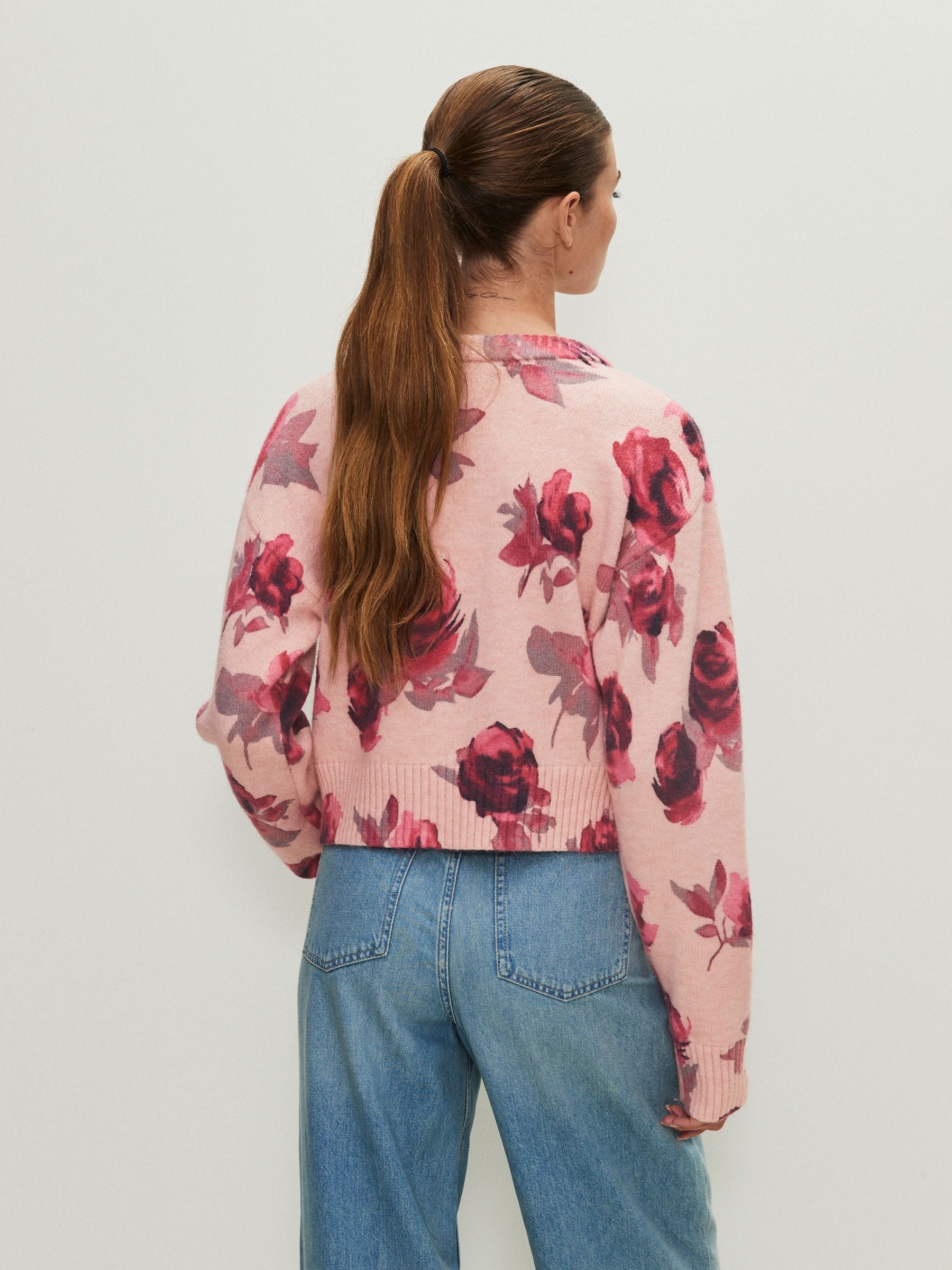 Roze met bloemenprint - Gebreid vest met ronde hals