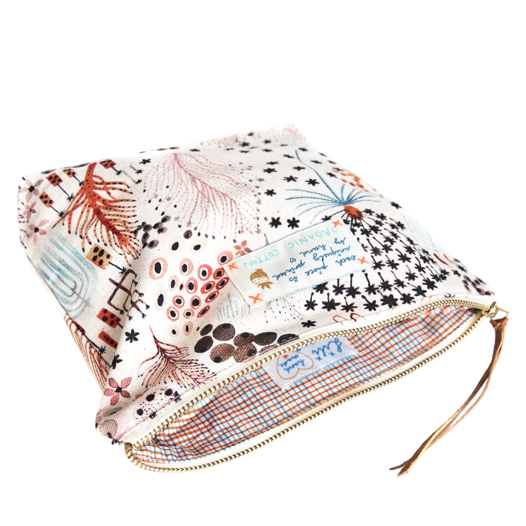 Pouch 
