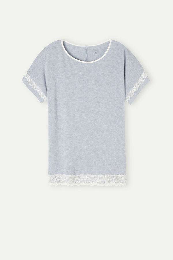 Camiseta de manga curta em modal com detalhes em renda.