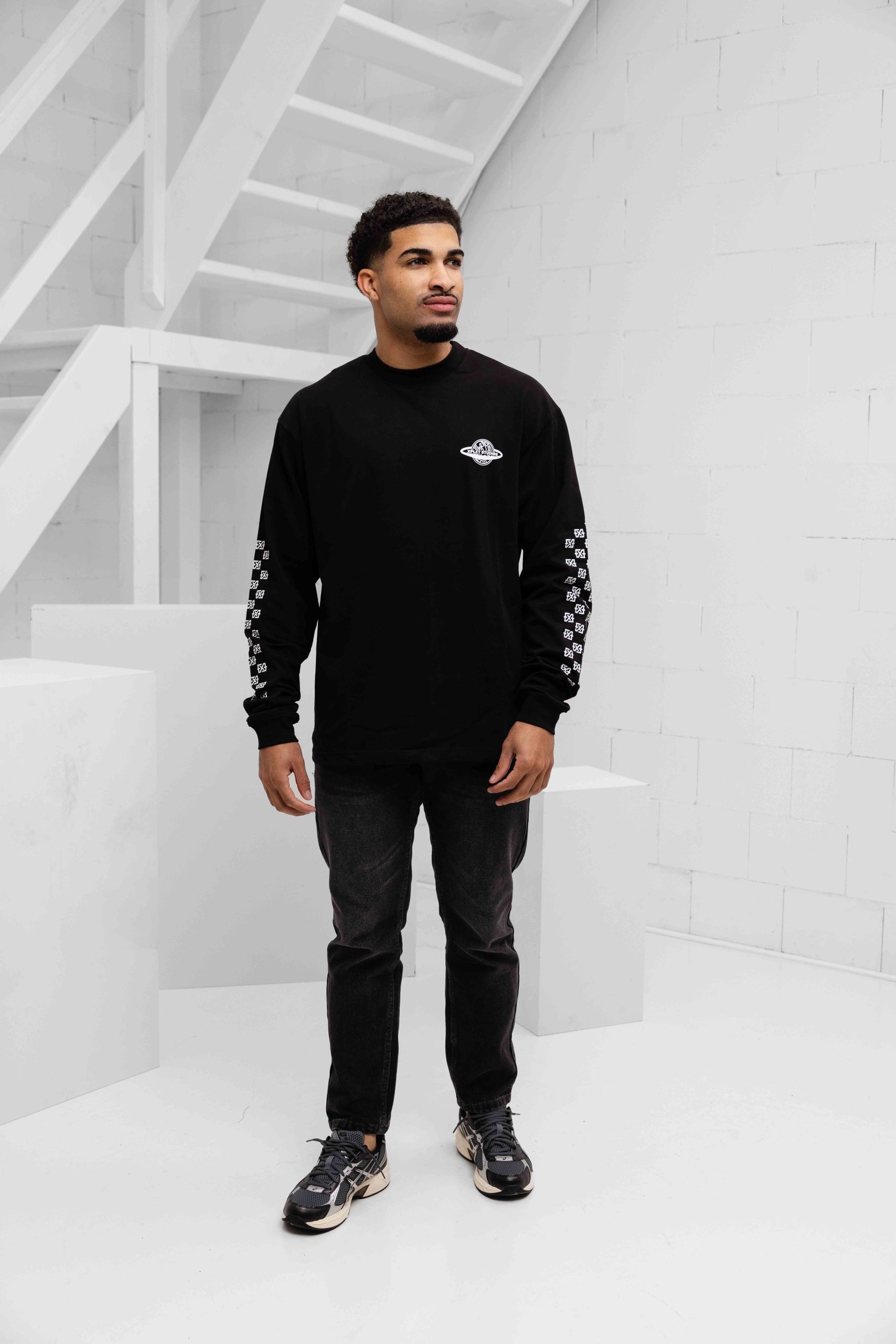 XPLCT Galaxy Longsleeve Heren Zwart