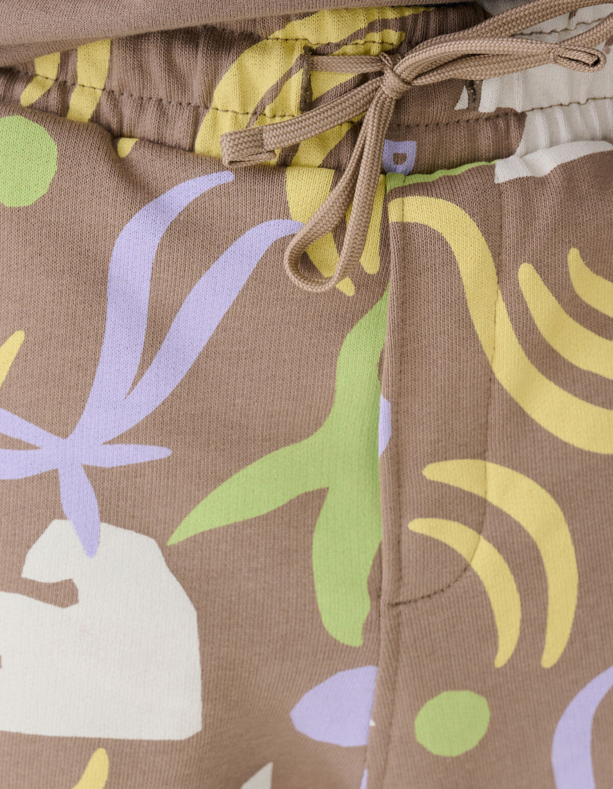 Beach Print Short Taupe