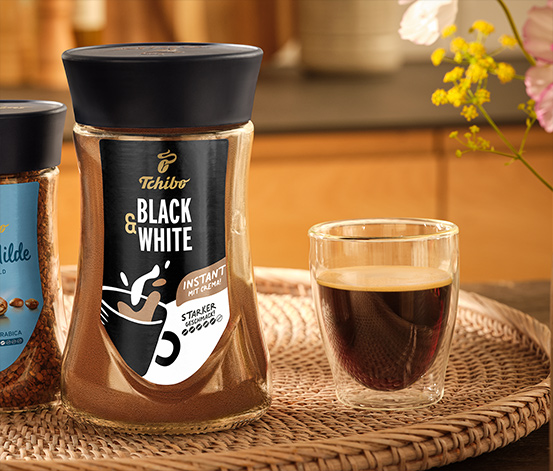 BLACK & WHITE - Instantkaffee