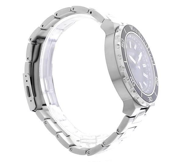 Guess Track Stainless Steel Fashion Analogue Quartz Watch