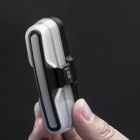 500mAh Wiederaufladbares USB Fahrrad Rücklicht Velo LED Warnlicht mit 5 Modi IPX6 - Rot