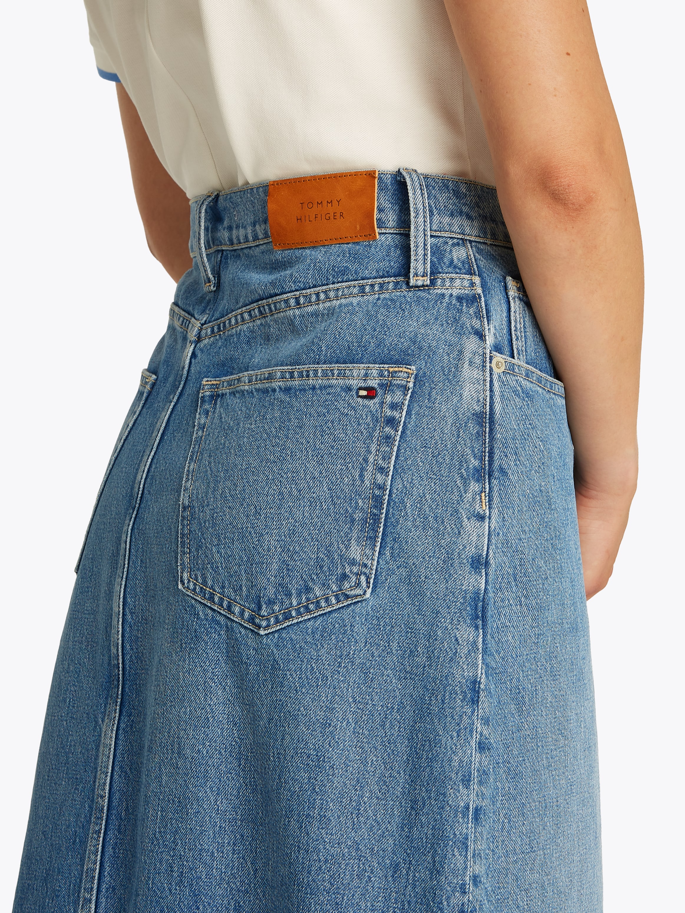 Tommy Hilfiger Jeansrock »DNM MIDI STRAIGHT SKIRT HW UMA« in blauer Waschung