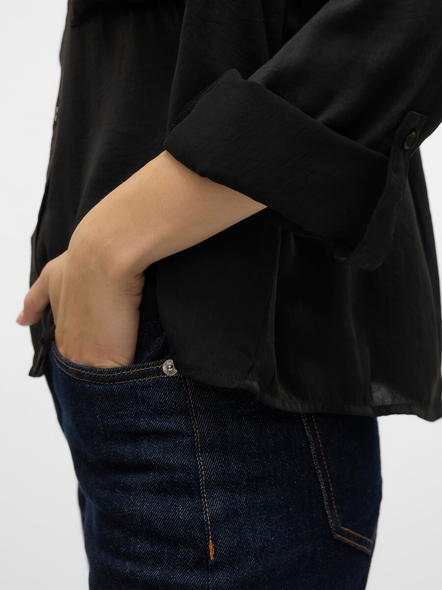 VERO MODA<br>Camisa fluida com 2 bolsos aplicados
