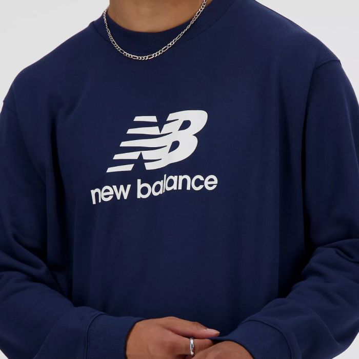 New Balance Herre Trøjer Sport Essentials Logo Crew Blå