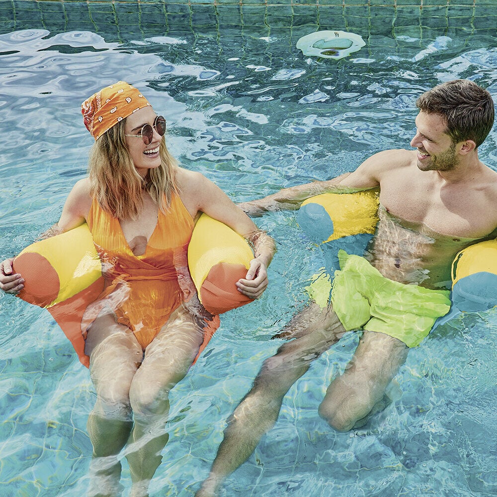 Fauteuil de piscine microbilles orange ou bleu 68x68xØ18cm