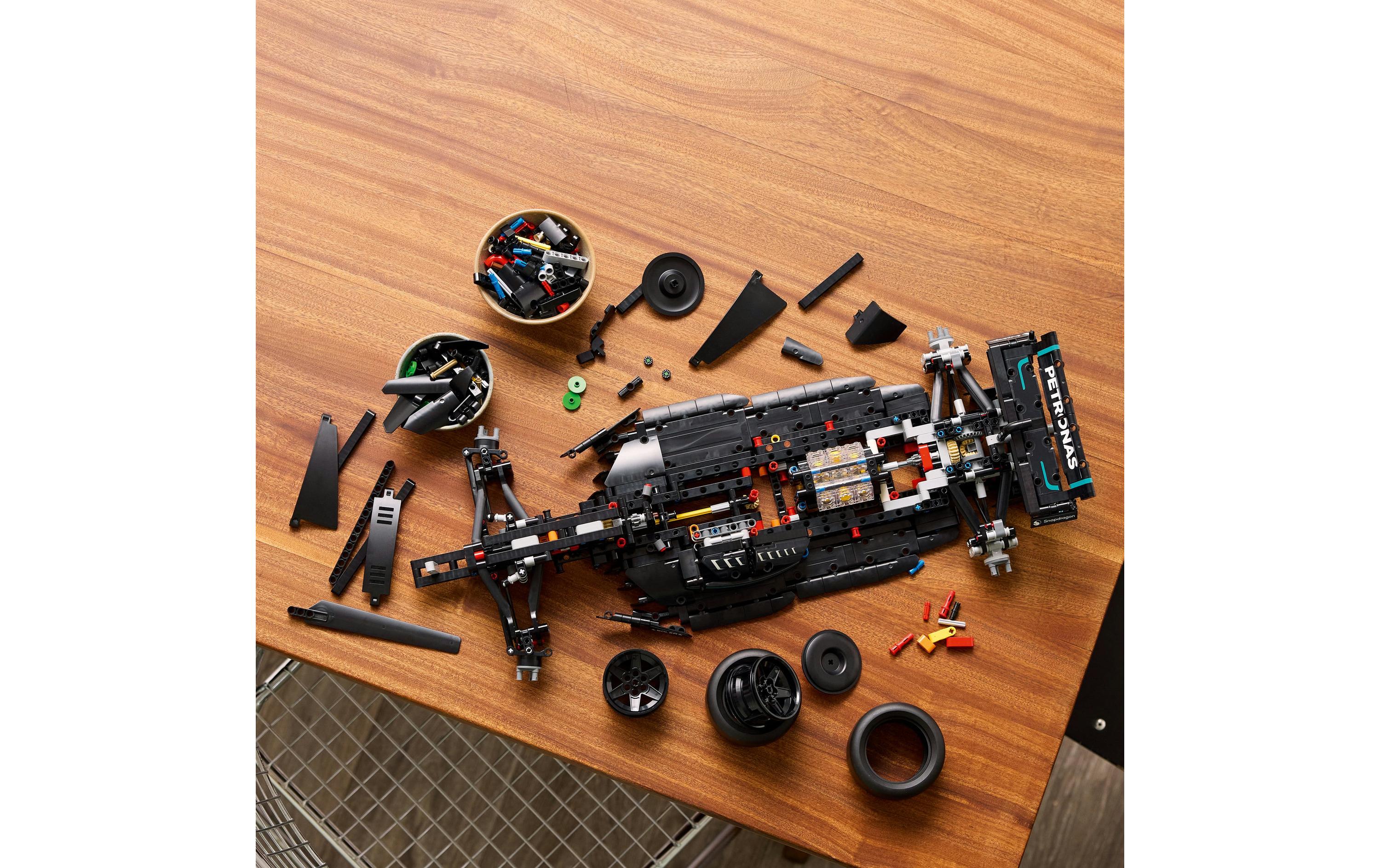 Technic Mercedes-AMG F1 W14 E Performance 42171<br>Bauset für Erwachsene voller authentischer Details