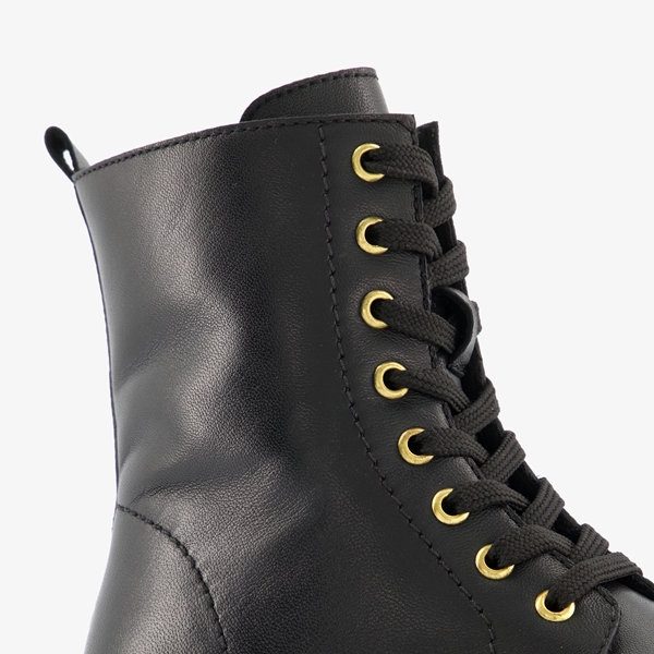 Groot leren meisjes veterboots