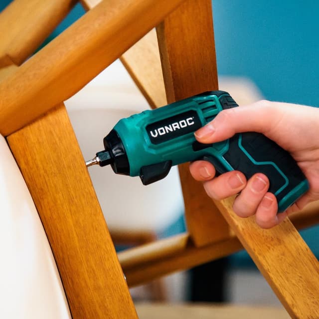 VONROC Skruetrækker 4V
