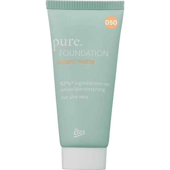 Etos Pure Foundation Radiant Matte 050 Neutral Beige