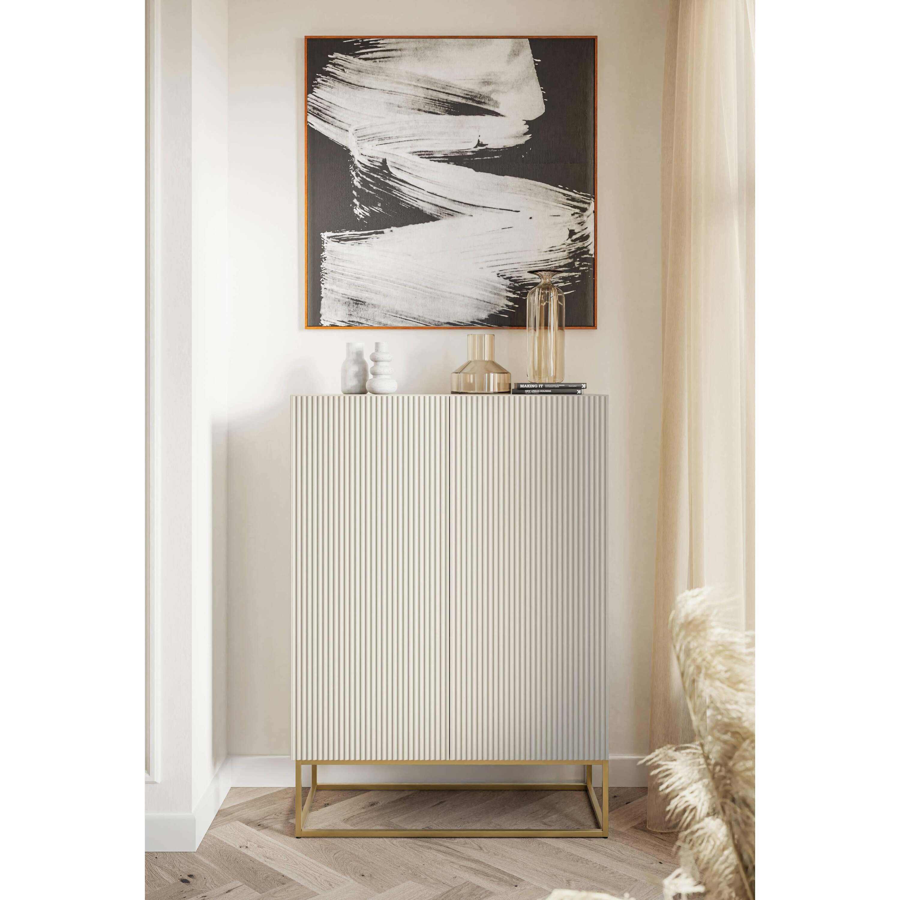 NADUVI Collection Commode Vesper