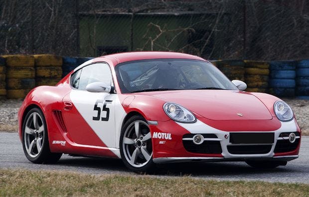 Einen Porsche Cayman Cup selber fahren in Italien