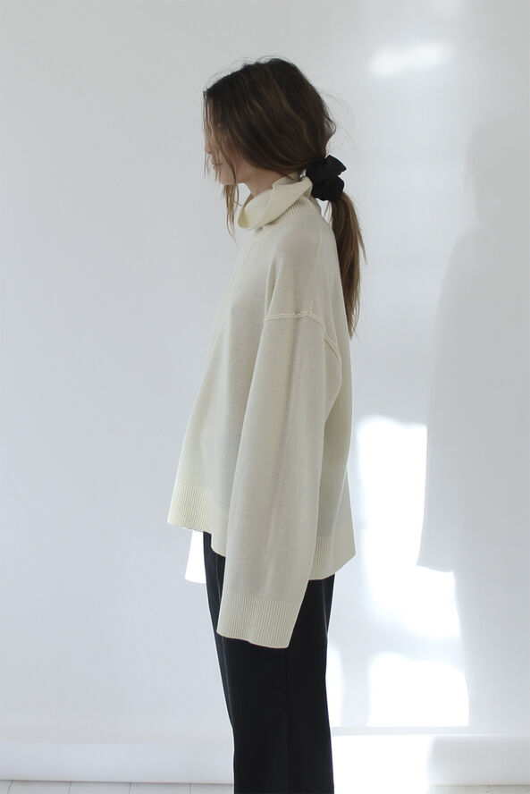 Designers Remix Cosmo Turtle Sweater Sand