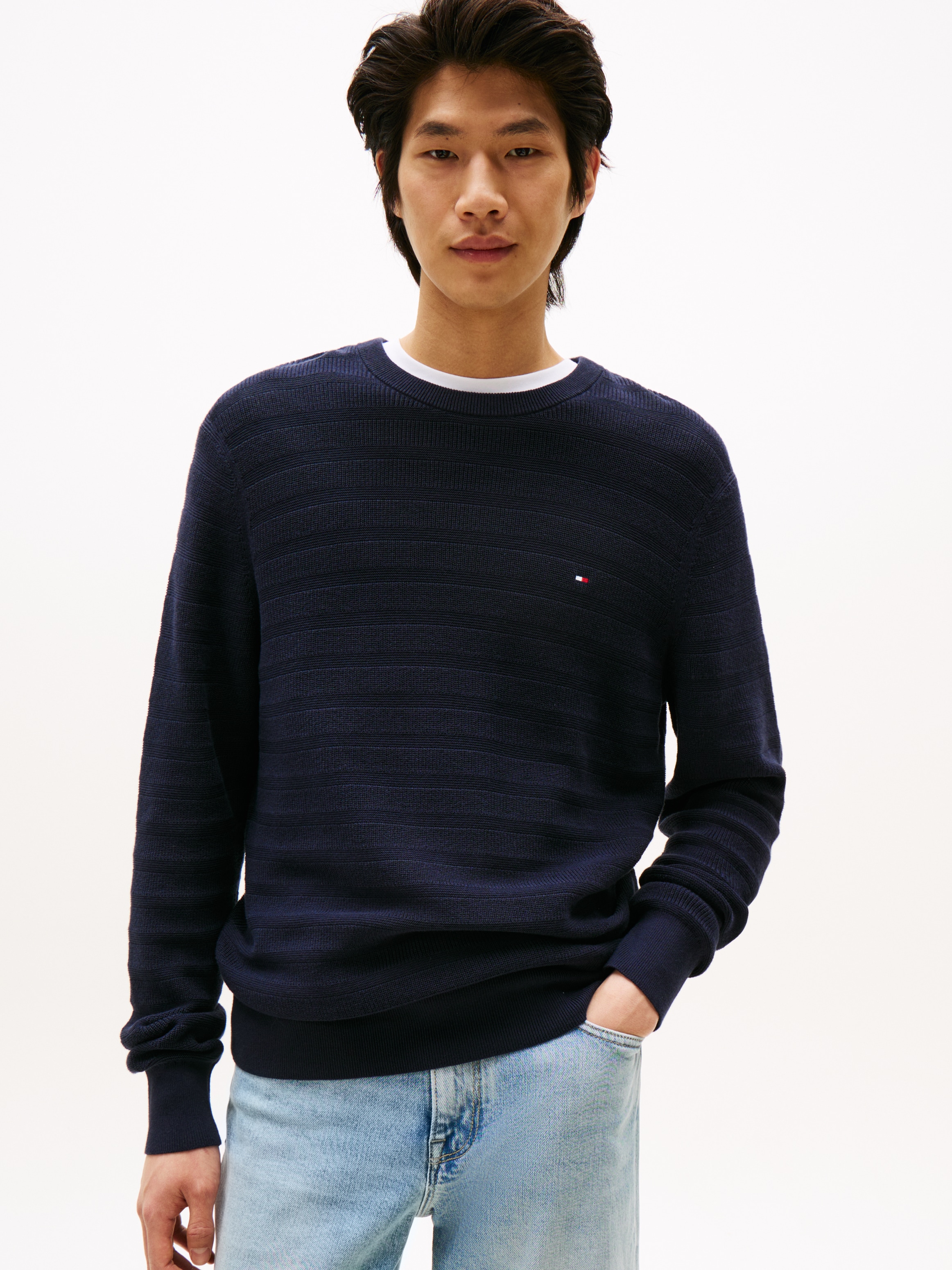 Tommy Hilfiger Rundhalspullover »STRIPE STRUCTURE«, regular fit, leicht überschnittene Schultern