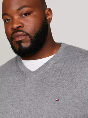 Suéter Plus Size com Decote em V e Corte Regular