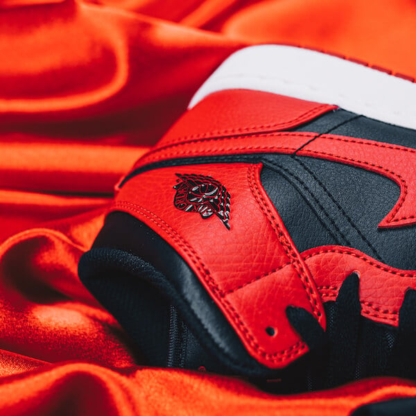 Air Jordan 1 Mid Banned (2020) - 48h Delivery